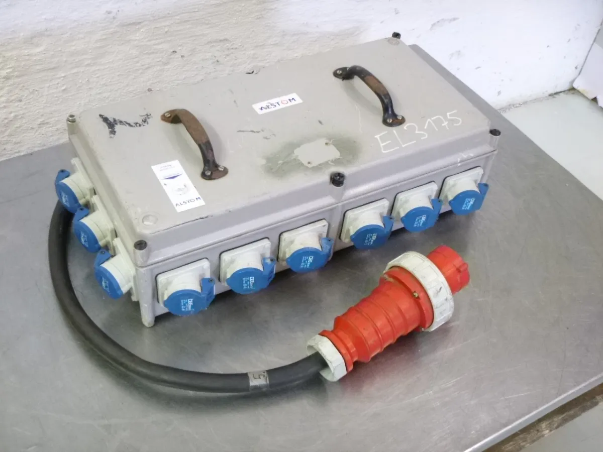 Mobiler Verteiler 63 A / 16x 16 A 1AC