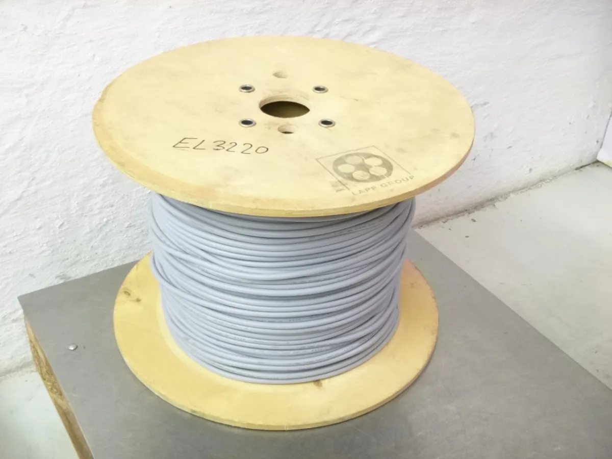PVC Steuerleitung 5G2,5, Länge: ca. 440 m