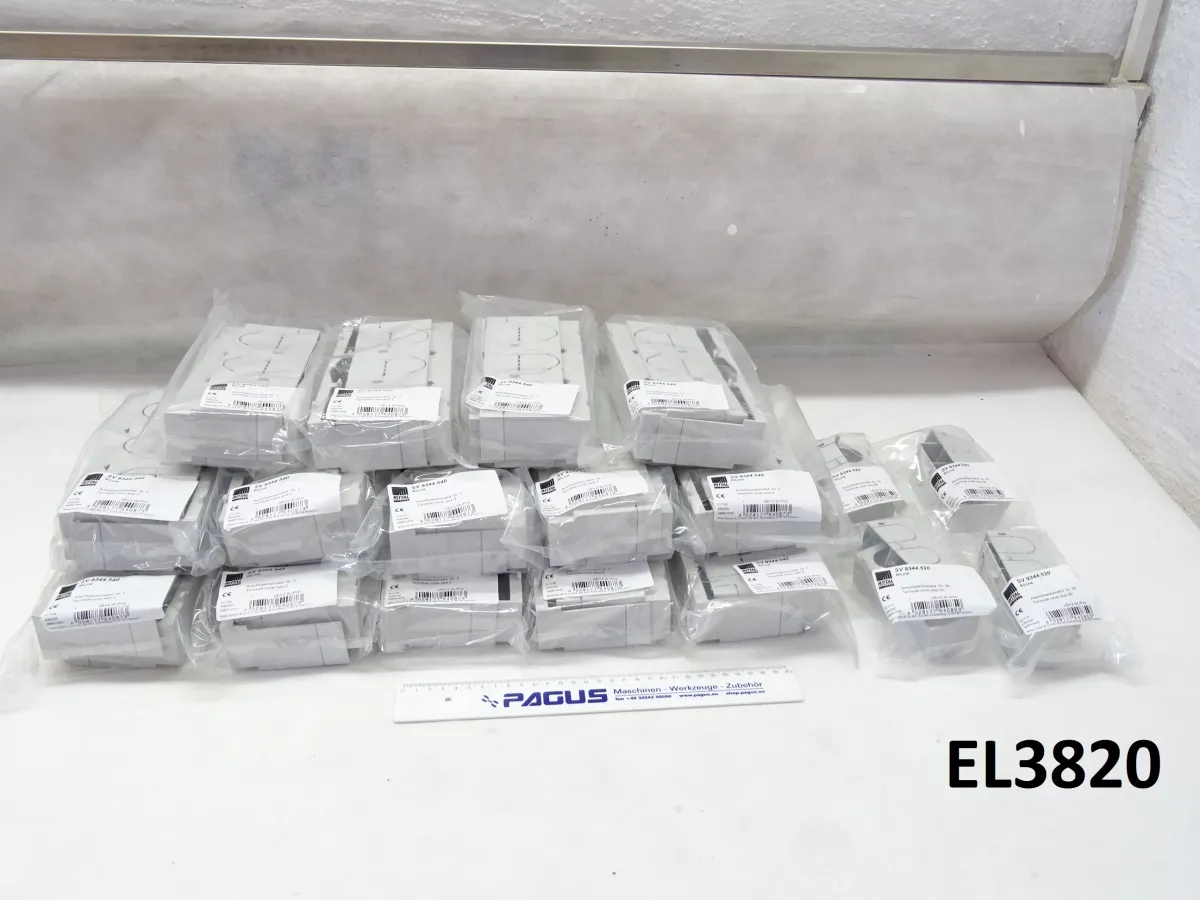 Anschlussraum-Abdeckung SV 9344, 4x Gr. 00, 14x Gr