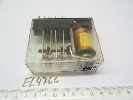 Relais 2RH01, 220 V DC, Spule: 807 477/33 – RESALE