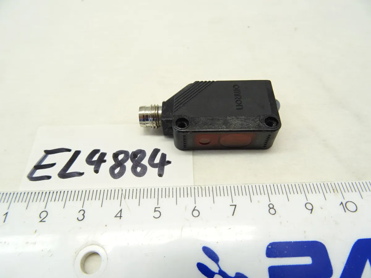 Entfernungssensor E3Z-LL86