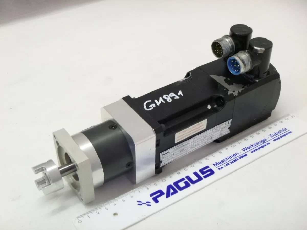 Servomotor mit Getriebe 1330 U/min