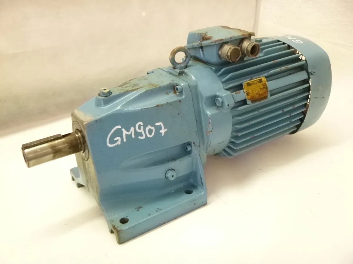 VEM Getriebemotor 0,9 / 1,5 kW, 80 / 160 U/min