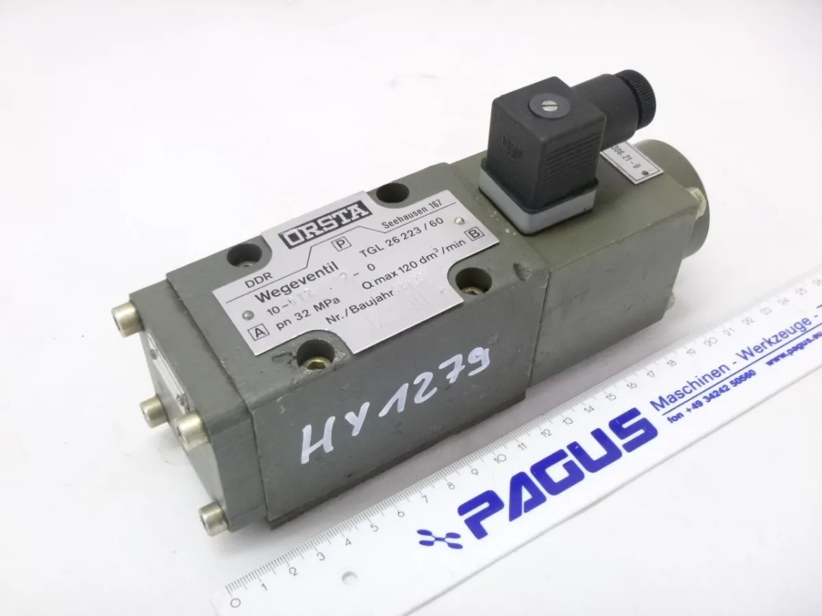 Orsta Hydraulik Wegeventil 10-012.22-0