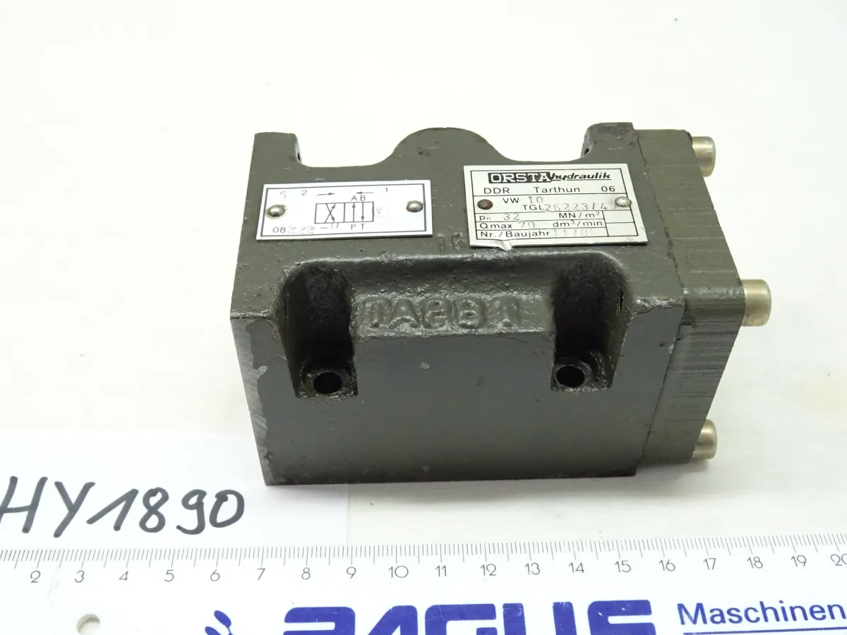 Orsta Hydraulik Wegeventil VW10 TGL 26223/40, ohne Steuermagnet