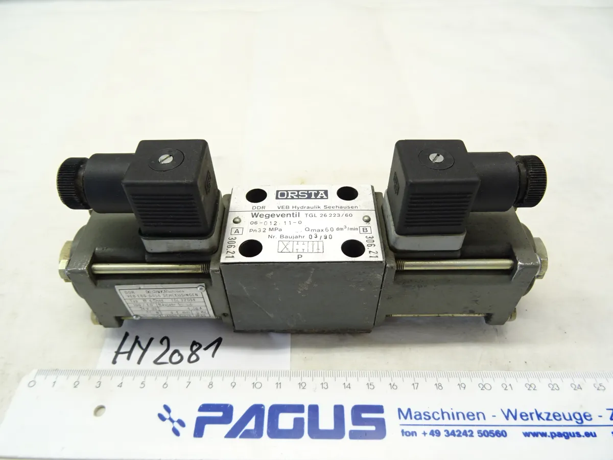Orsta Hydraulik Wegeventil 06-012.11-0 TGL 26223/60