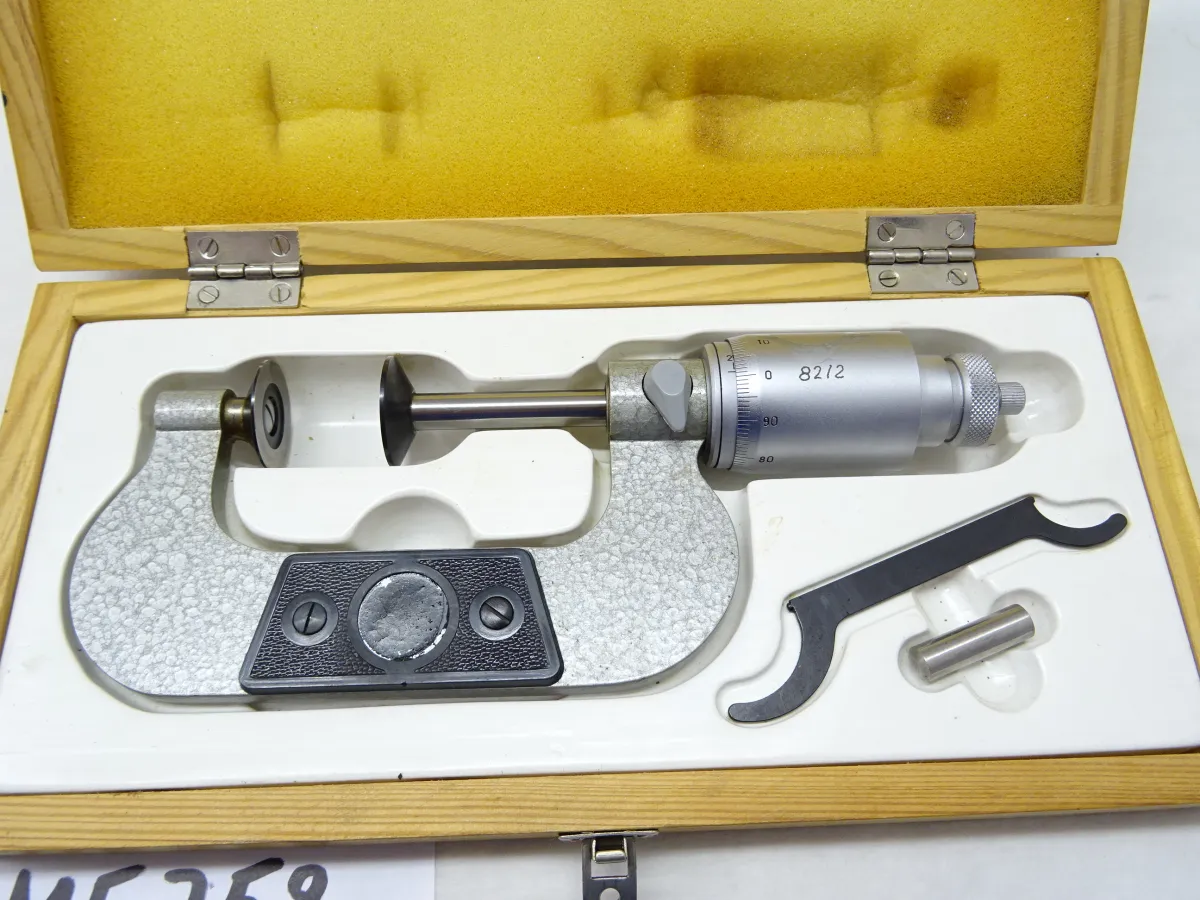 Feinme�werkzeuge Suhl Bügelmessschraube mit Teller 25 - 50 mm