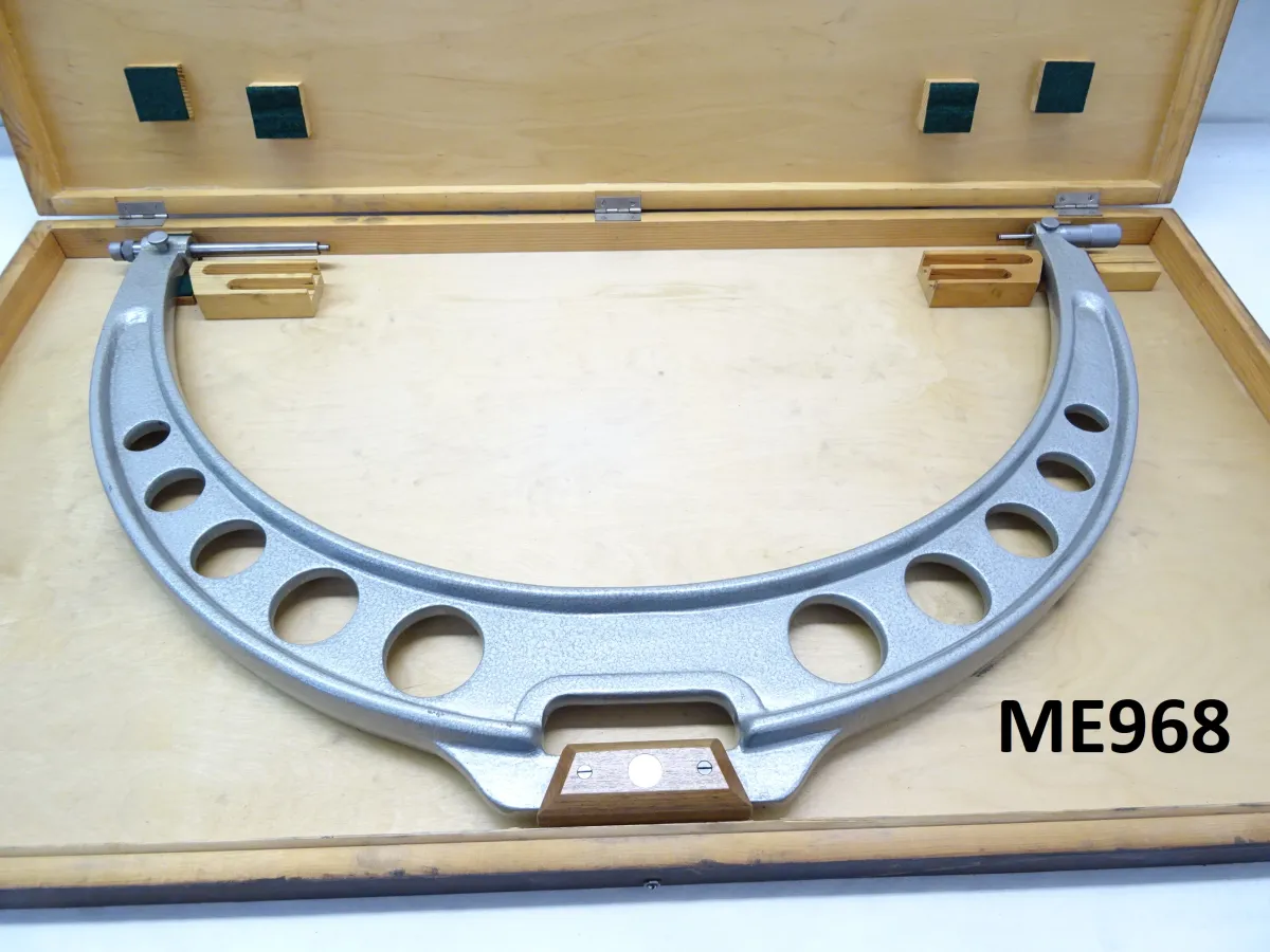 Feinzeiger- BÃ¼gelmessschraube 600 - 700 mm