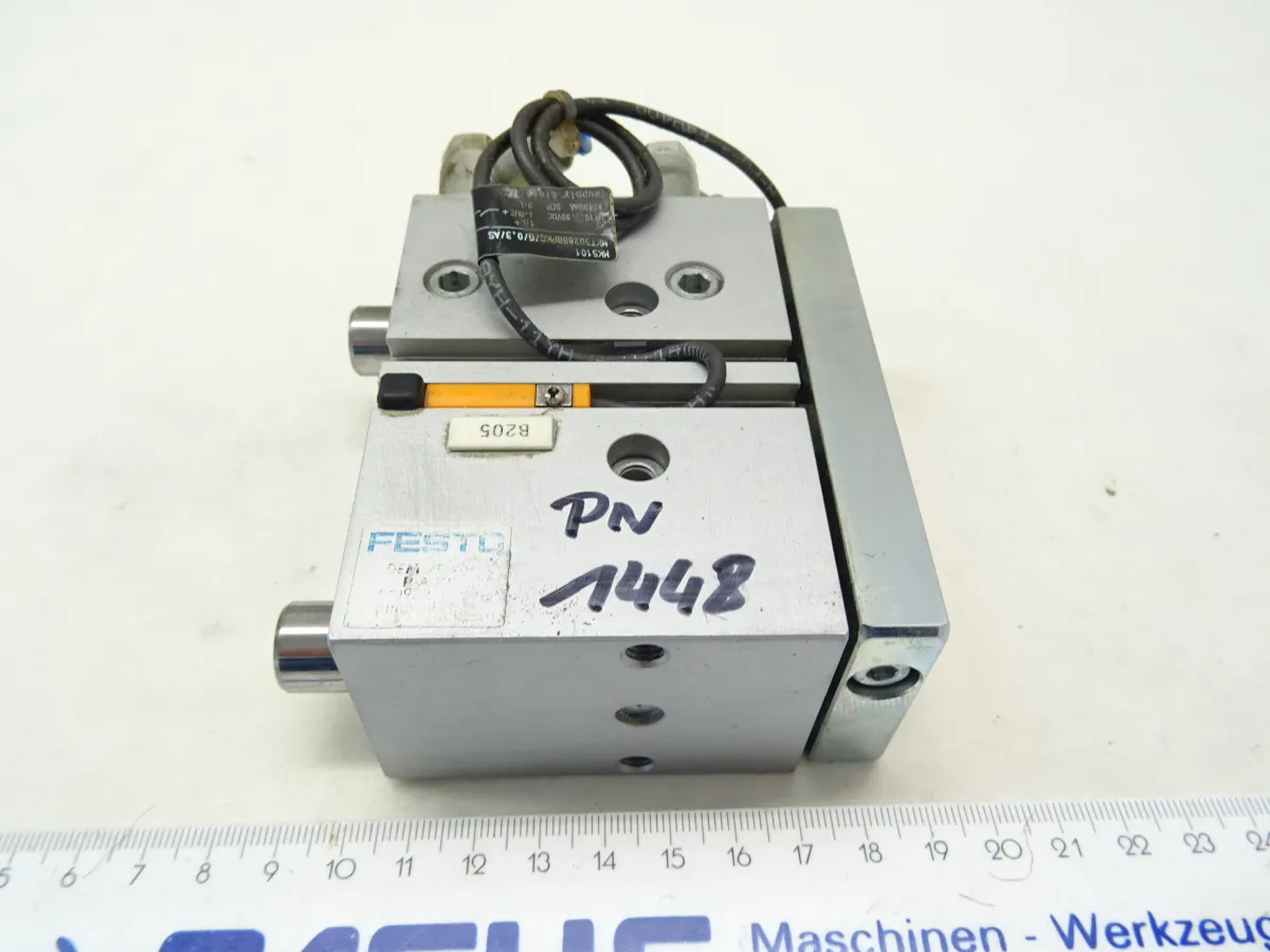 Festo Führungszylinder Hub 20 mm DFM-25-20-P-A-KF
