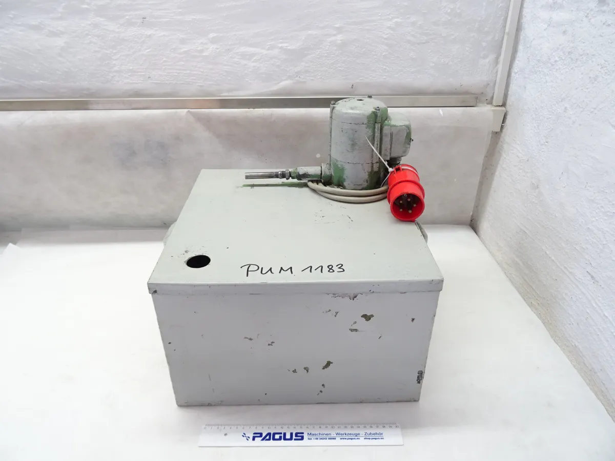MEZ Brno Emulsionspumpe mit Tank 3COA2-22