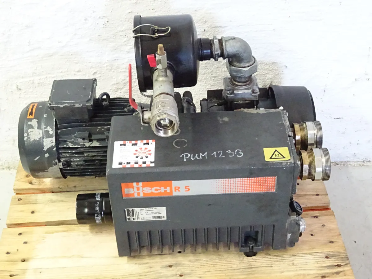 Vakuumpumpe R5 RA 0100 F 503, 2,2 kW