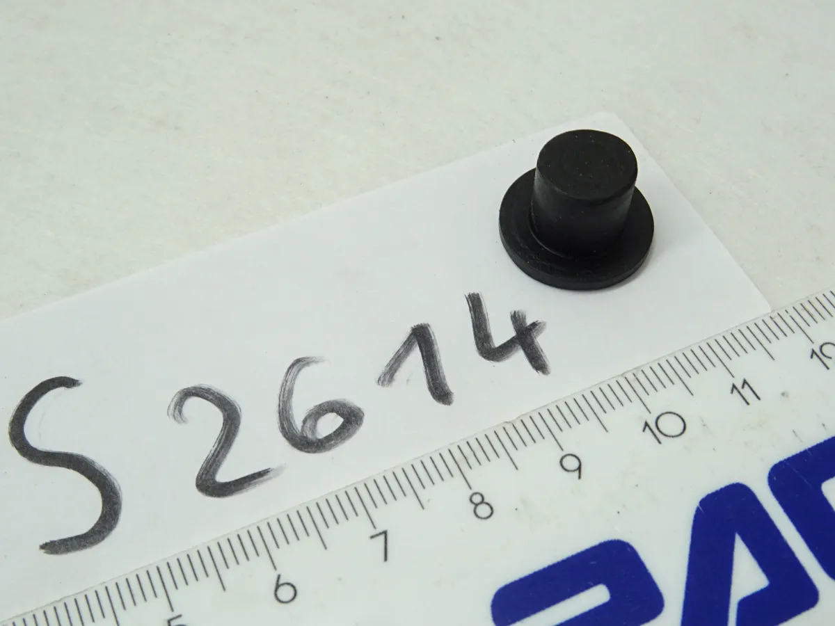 Gummistopfen � 11 x 10 mm, ca. 650 Stück
