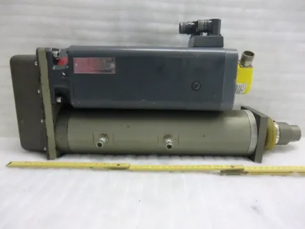 Siemens Servomotor mit linear Einheit – RESALE