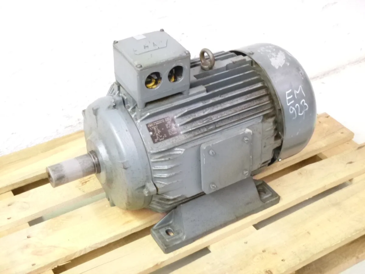 Elektromotor 6,0 / 24,0 kW, 735 / 1470 U/min