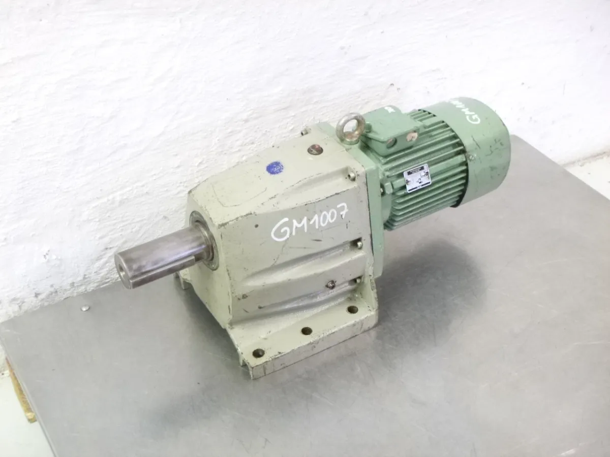 VEM Getriebemotor 1,0 / 0,5 kW, 31,5 / 16 U/min