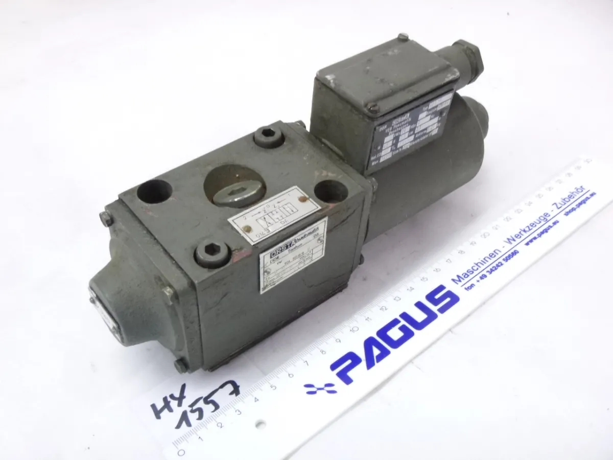 Orsta Hydraulik Wegeventil 6-01.29 TGL 10939
