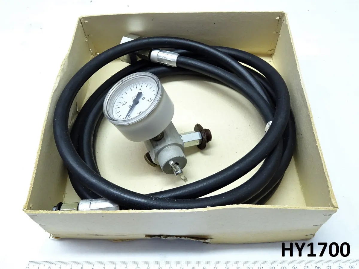 Orsta Hydraulik Prüf- und Füllgerät TGL 10843