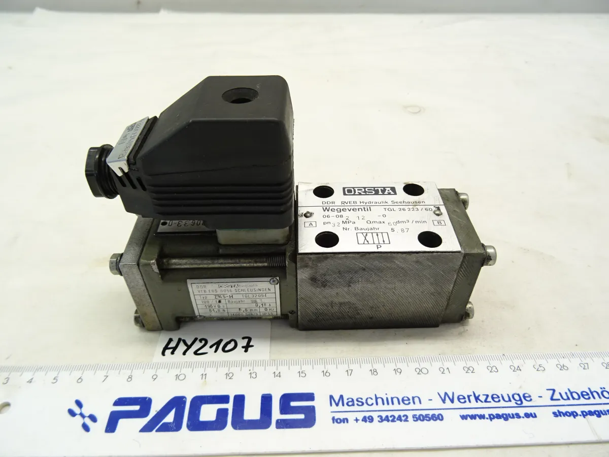 Orsta Hydraulik Wegeventil 06-082.12-0