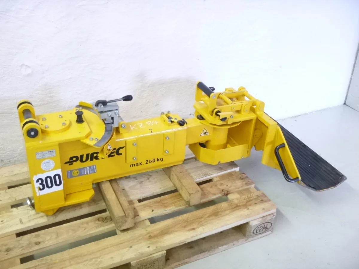 Ausleger mit Rollenaufnahme Typ LAM