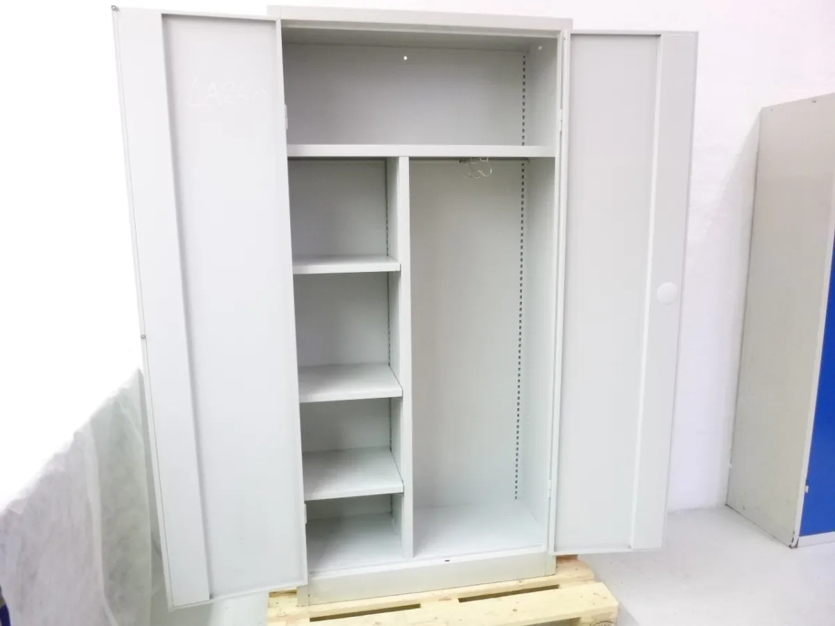Kleider- und Aktenschrank 950 x 420 x 2140 mm