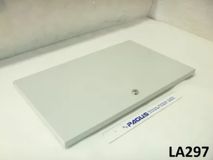 Ersatztür für Werkzeugschrank 545 x 345 x 20 mm – RESALE