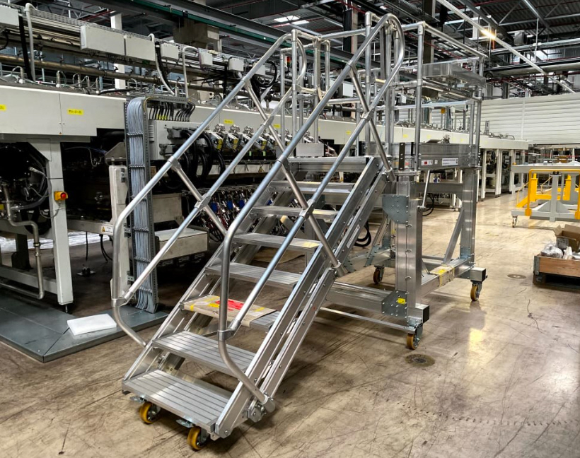 Plattformtreppe h1.510 mm