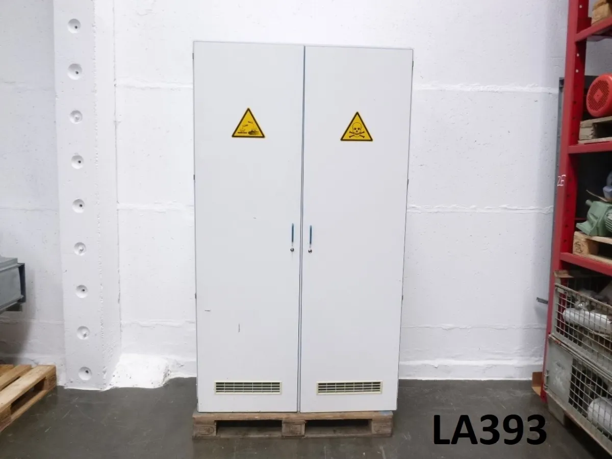 Cemikalienschrank mit Schließfach 1200 x 600 x 212