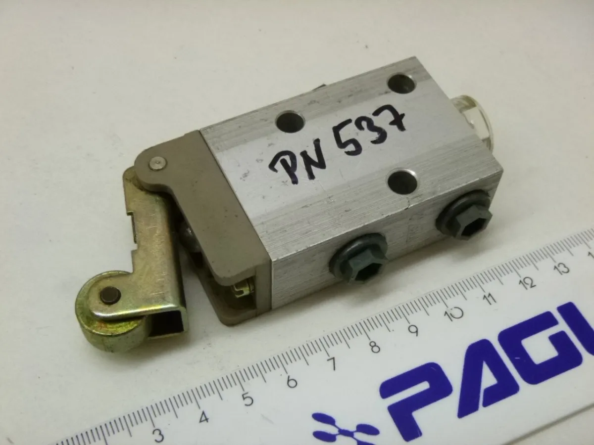 ORSTA Pneumatik pneumatischer Endlagenschalter TGL 20708/01