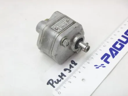 Orsta Hydraulik Zahnradpumpe ACW2,5  TGL 17-747407 – RESALE