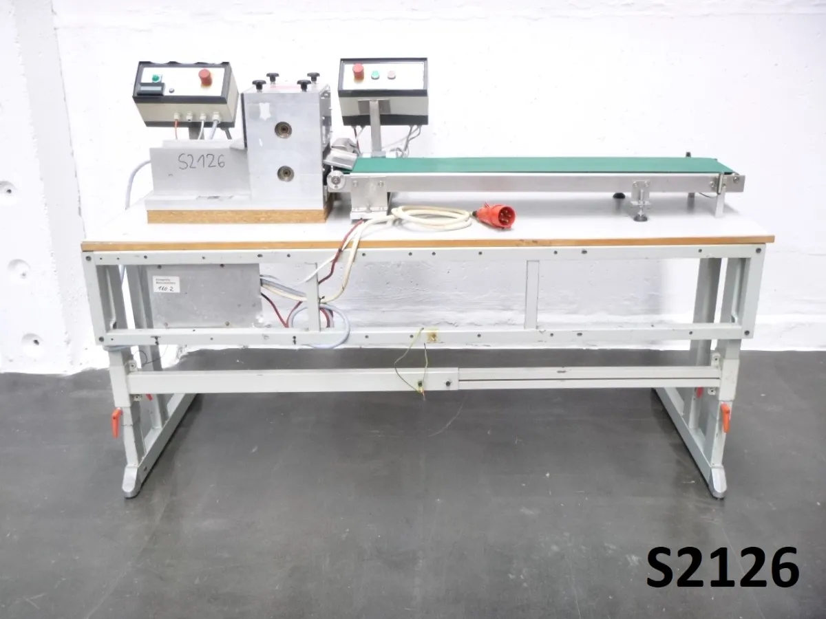 Nutzentrenner TVA/18 mit Förderband 1100 x 215 mm