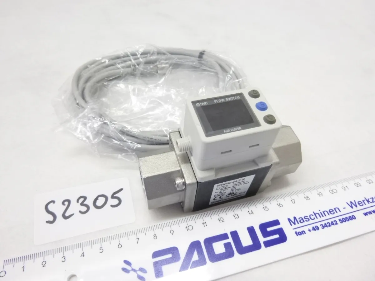 SMC Digitaler Durchfluss-Schalter PF3W740-04-E-M