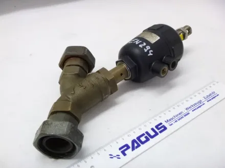 Schrägsitzventil mit  pneumatischem Antrieb 2002 A – RESALE