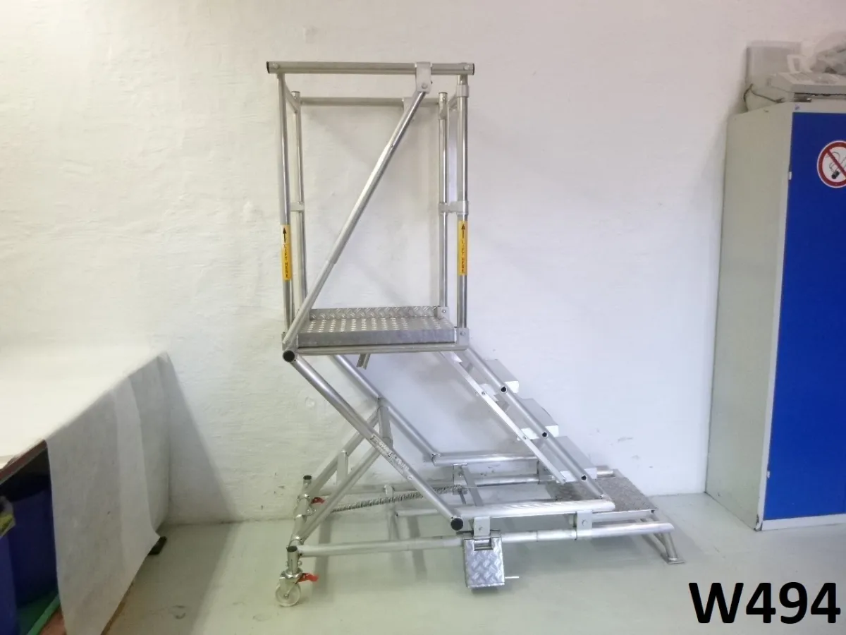 Plattformtreppe Z600