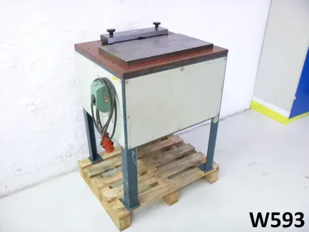 Entgratmaschine 1,6 kW, 700 U/min – RESALE