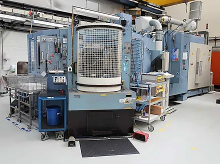 Mcm Clock 600 MP7 CNC Bearbeitungszentrum – RESALE