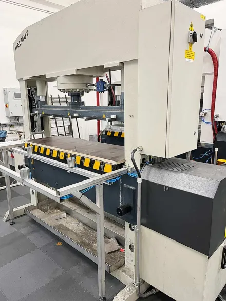 Sahinler AT 1520-100 Presse – RESALE