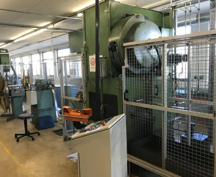 Billaud T 60 Einständerexzenterpresse – RESALE