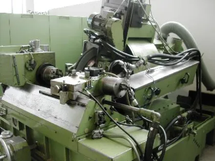 Lindner GH 300-38 Gewinde-Schnecken-Schleifmaschine – RESALE