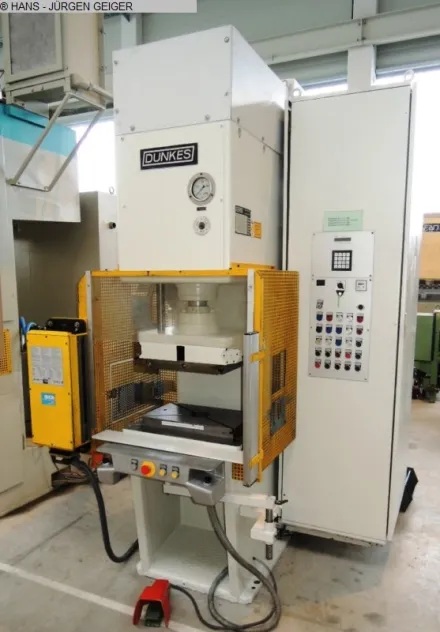 Dunkes HZS 25 Einständerpresse - Hydraulisch – RESALE