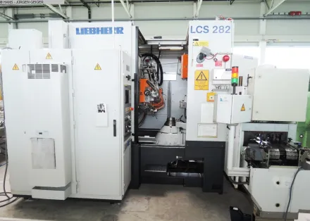 Liebherr LCS 282 Zahnflankenschleifmaschine – RESALE