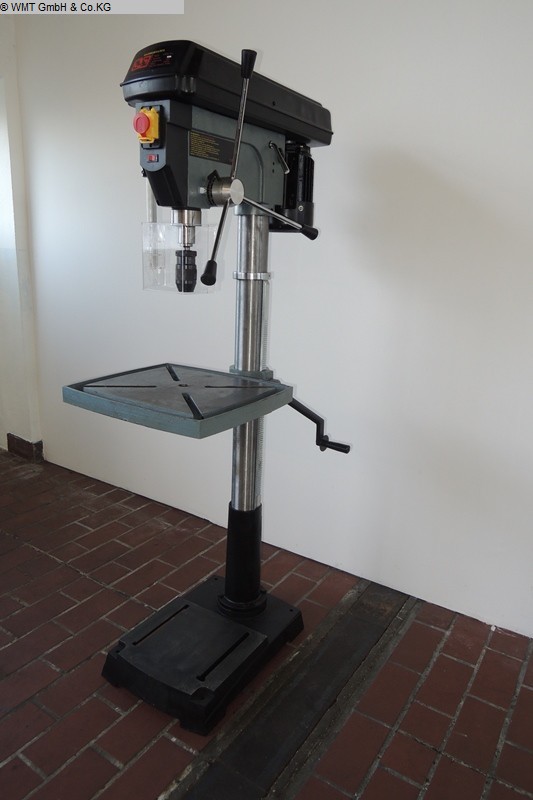 UWM 32 A Säulenbohrmaschine