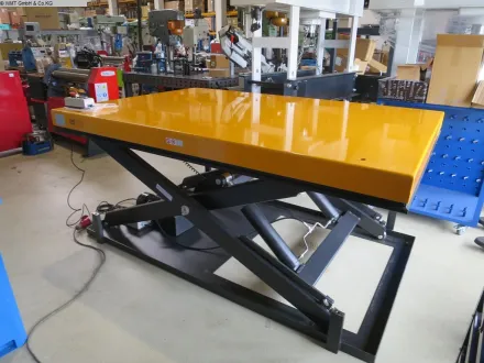 Uwm 2000 big Hubtische – RESALE
