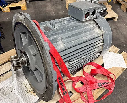 Sew-Eurodrive K157 DRS225S4 Motor – RESALE