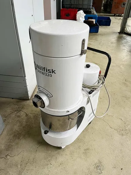 Nilfisk VHW320 LC 5PP Industriestaubsauger – RESALE