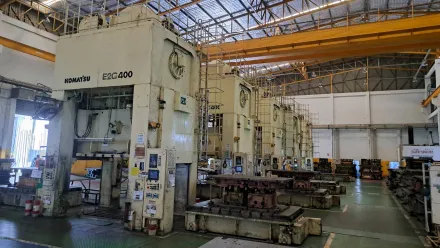 Komatsu E2G 400 Doppelständerpresse – RESALE