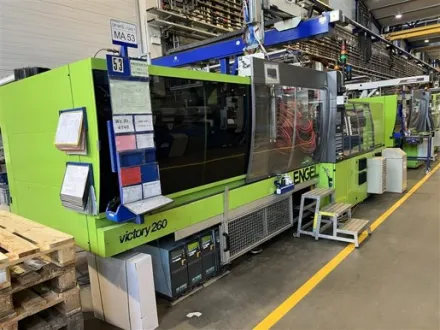 Engel Victory 1800/ 260 Spritzgießmaschine – RESALE
