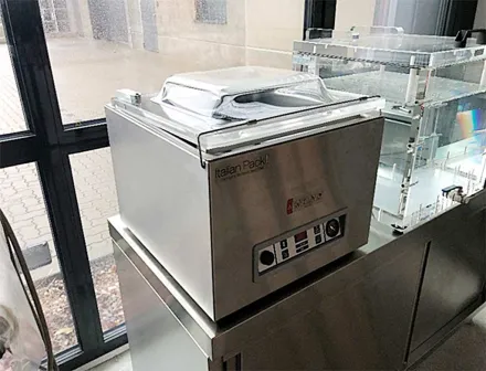 Italian Pack Atlantis 20 Tiefziehmaschine – RESALE