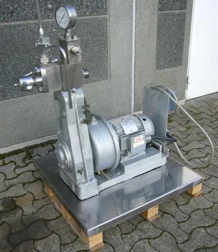Homogenisator – APV Gaulin – RESALE