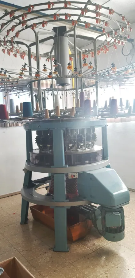Jumberca LJ-4E Strickmaschine – RESALE