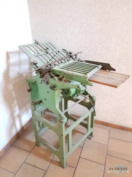 Guk F35 Antike Falzmaschine / Antique Folding Machine – RESALE